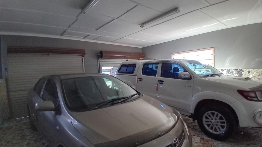 4 Bedroom Property for Sale in White City Western Cape